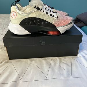 Jordan Air Zoom Renegades white infrared 23 black size 11 men BRAND NEW